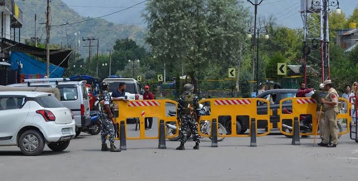 Authorities Announces Traffic Diversions In Srinagar On R-Day