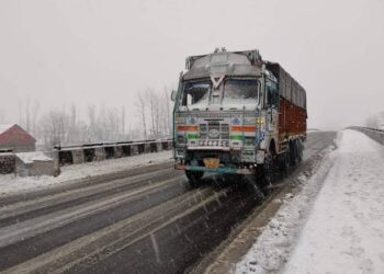 Highway reopens, 2-way traffic on Sunday: Officials