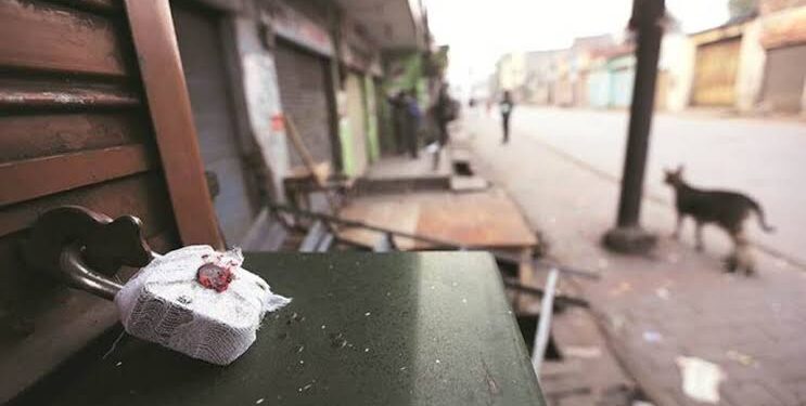 Admin seal nearly 2 dozen shops at Aftab Market Srinagar