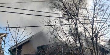 Fire Breaks Out In Srinagar Locality