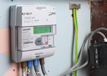 MD KPDCL Reviews Progress of Smart Meter Installations in Shahre Khass