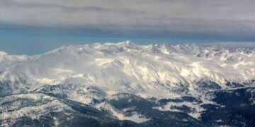 Light snowfall in Gulmarg, cloudy-dry weather forecast in J&K