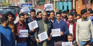 NC delegation joins protesting students, JKSSB aspirants