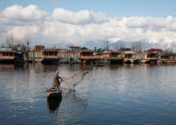 Amid Dry Weather, Night Temp Records Fall in Kashmir, Rise In Jammu