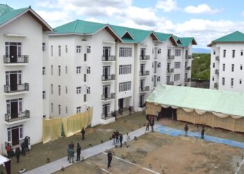 Lt Governor inaugurates newly constructed 224 residential transit accommodations for PM Package employees at Odina Bandipora