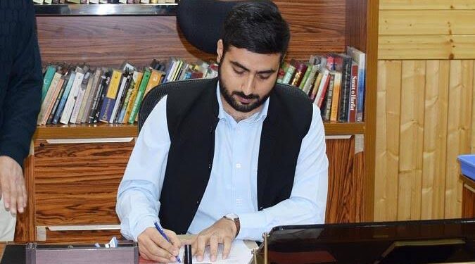 Several DCs Among 20 Officers Shifted In J&K
