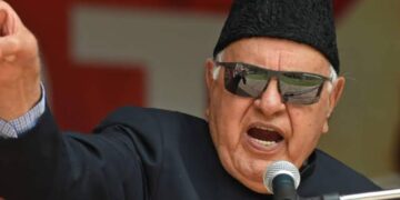 Risky political vacuum by Aug 2019 decision cannot be filled airdropped leaders: Farooq