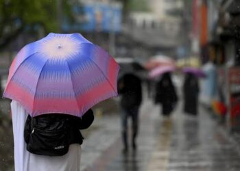 Rains Lash J&K, ‘Erratic Weather’ Forecast Till May 4