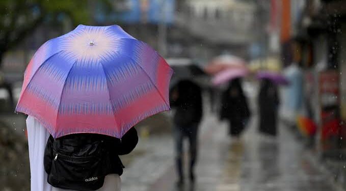 Rains Lash J&K, ‘Erratic Weather’ Forecast Till May 4