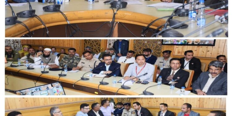 Div Com Kashmir reviews arrangements for departure of Hajj Pilgrims