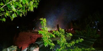 Massive Blaze Guts Residential House, Cowshed in Bandipora’s Ajas