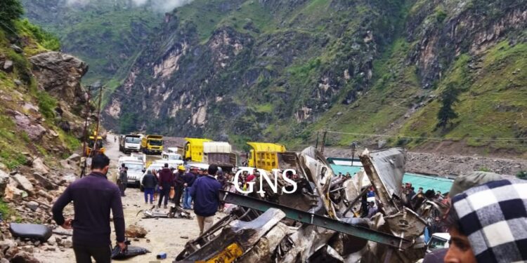 7 People Killed, 3 Injured In Accident Near Power Project In Kishtwar