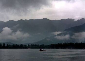MeT predicts widespread rain in Kashmir, light shower in Jammu division