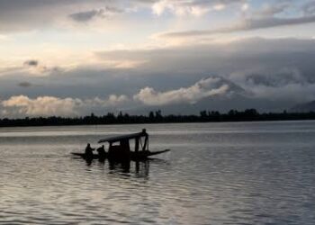 Night Temp Drops, Settles Below Normal In J&K