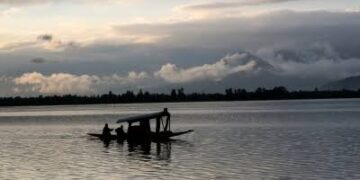 Night Temp Drops, Settles Below Normal In J&K