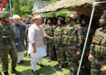 Rajnath Singh Visits Rajouri; Reviews Army’s Preparedness, Security Situation