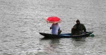 Rains Lash Plains In J&K, MeT Predicts More Till May 26