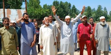 Power (Play): Farmers Anguished As KPDCL Snaps Electricity to Irrigation Water Facility Centre at Churthangoo Bandipora
