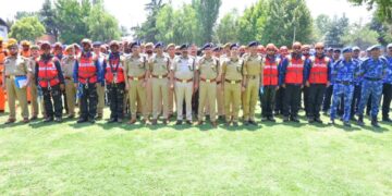 DGP Reviews preparedness of MRTs for Amarnath Yatra