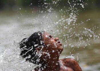 Hot and dry weather forecast as temp rises in J&K