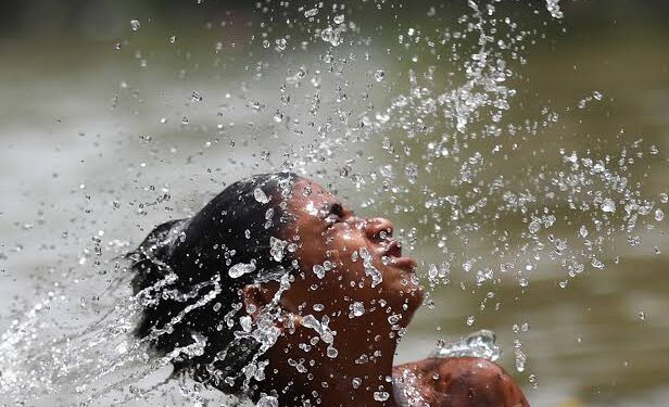 Hot and dry weather forecast as temp rises in J&K
