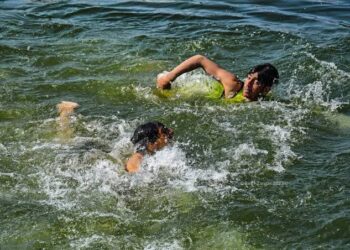 Kashmir Records Season’s Hottest Day At 34.8°C, 2nd Warmest June Day In Decade