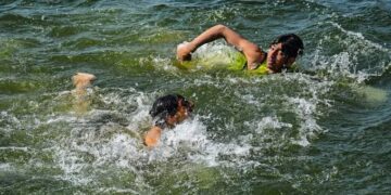 Kashmir Records Season’s Hottest Day At 34.8°C, 2nd Warmest June Day In Decade