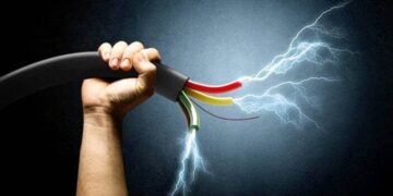 Teenager Girl ‘Electrocuted’ in Keegam Kupwara, Dies