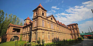 Outsiders/ locals asked to use Amar Singh College playground after official hours