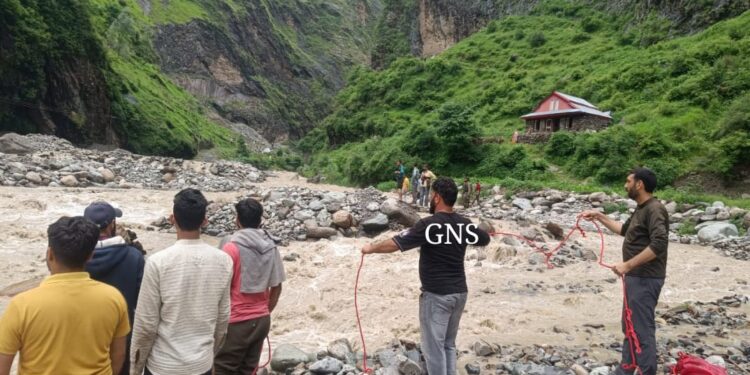 2 soldiers feared drowned in Surankote Poonch