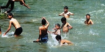 MeT says hot, humid weather to continue as night temp rises in J&K