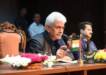 LG rolls out PM’s Food Supplementation for Priority Households Scheme’ for J&K