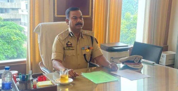 Director F&ES Sanctions Welfare Relief/Loan to 351 Department Personnel
