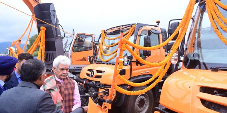 Lt Governor dedicates specialized snow clearance equipments and vehicles to the public