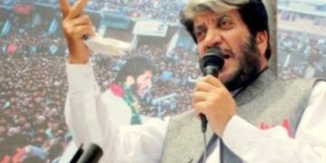 MHA Declares JKDFP Headed By Shabir Shah As ‘Unlawful Association’