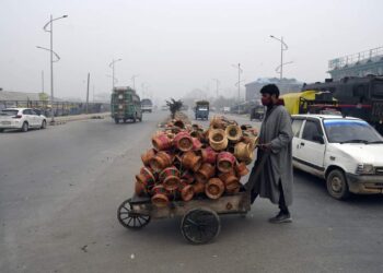 Severe cold conditions grip Kashmir