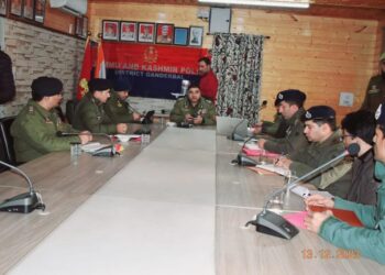 IGP Kashmir reviews security measures in Ganderbal