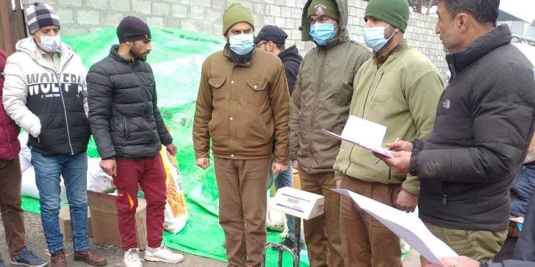 Baramulla Police Destroys Huge Quantity of Seized Contraband Substances Worth Crores in Presence of Magistrate in Lassipora Pulwama