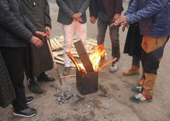 Kashmir Freezes As Srinagar Records Season’s Coldest Night At Minus 4.6°C