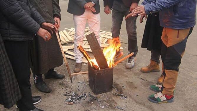 Kashmir Freezes As Srinagar Records Season’s Coldest Night At Minus 4.6°C