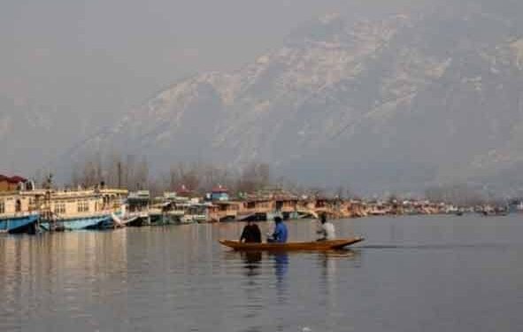 Kashmir under deep freeze, Srinagar shivers at season’s coldest at minus 5.4°C
