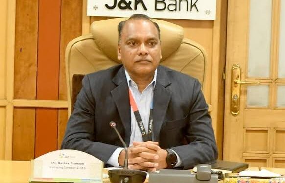 J&K Bank MD Baldev Prakash Gets ‘India’s Impactful CEO-2023’ Award