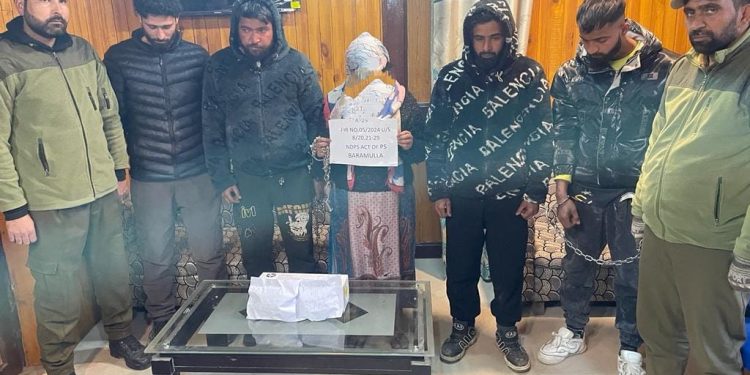 Woman Among 5 Drug Peddlers Arrested With Contraband in Baramulla