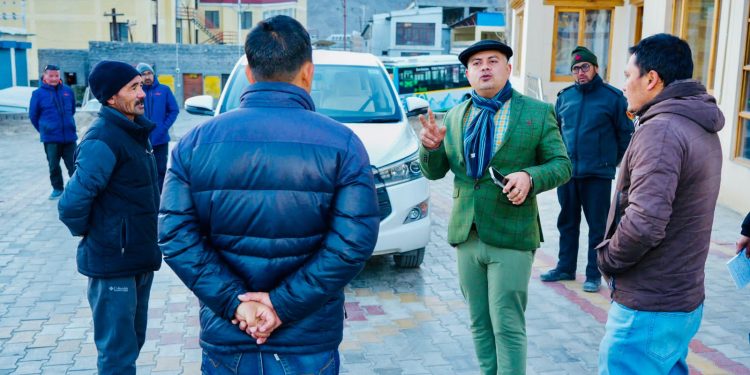 Amit Sharma Conducts Comprehensive Inspection of State Motor Garage Facilities in Ladakh