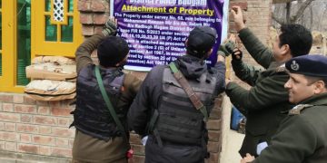 Police Attaches Residential Property Of Militant Associate In Budgam For Wilful Sheltering, Harbouring Militants