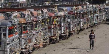Strike Or No Strike: 2 Prominent Transporter Associations Divided Over Strike Call in Jammu & Kashmir