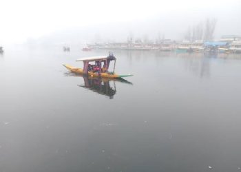 Kashmir Freeze Unabated As Srinagar Records Minus 5.0°C