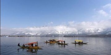 Freezing Temp In Kashmir, Srinagar Records Minus 5.3°C