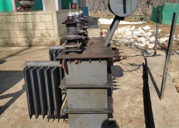 Having Procured Transformer ‘On Their Own’, Hardwani New Colony in Tangmarg Faces Power Woes for ‘Want of Poles’