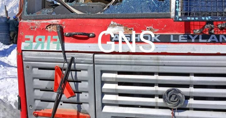 Firefighter Suffers Injuries, Fire-engine Damaged As F&ES Crew Comes Under Attack from Public in Markoot Over Alleged Delayed Response To Douse-off Flames